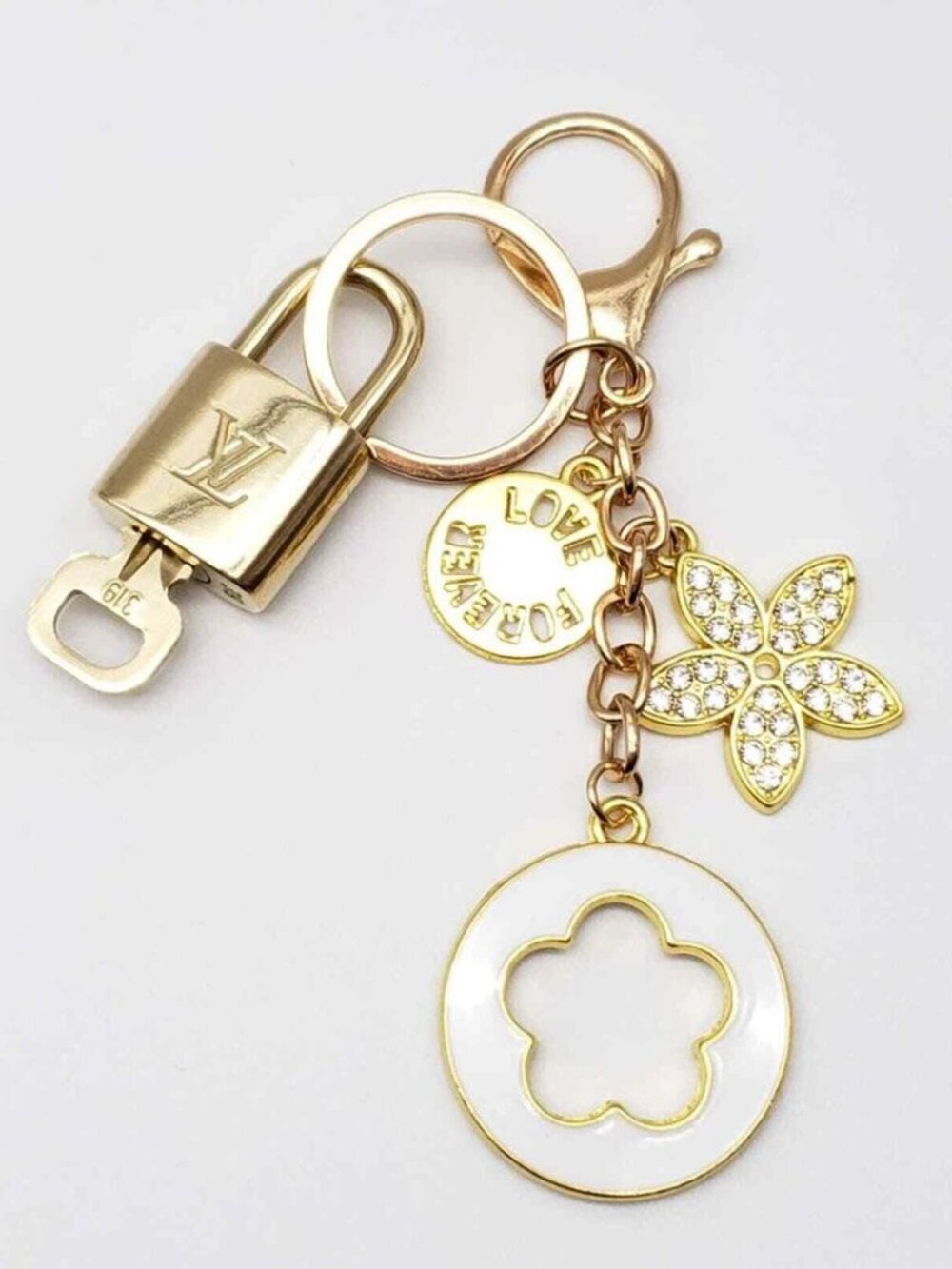 Louis Vuitton Authentic Gold Lock 🔒 Unbranded Flower Keychain Charm for Bags - Picture 4 of 6